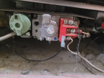 [Hearth.com] FMI TV2000 (1994) not staying lit