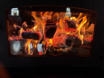 [Hearth.com] What Is In Your Stove Right Now?