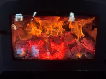 [Hearth.com] What Is In Your Stove Right Now?