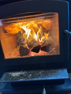 [Hearth.com] What Is In Your Stove Right Now?