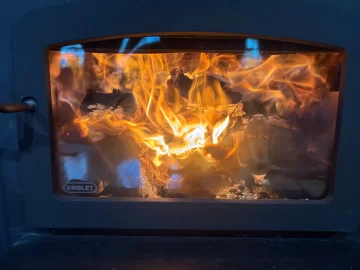 [Hearth.com] What Is In Your Stove Right Now?