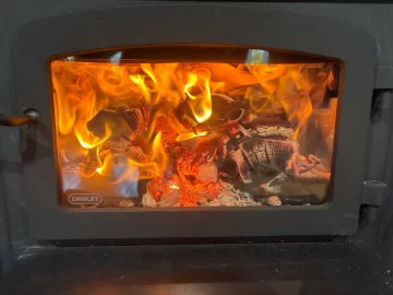 [Hearth.com] What Is In Your Stove Right Now?