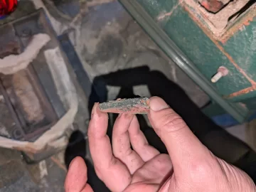 [Hearth.com] Jotul 3 TDIC crust below catalyst?