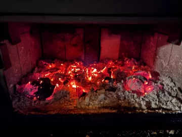 [Hearth.com] What Is In Your Stove Right Now?