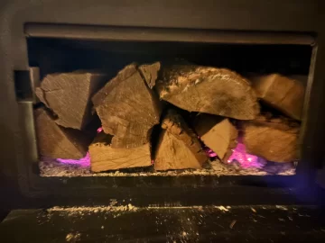 [Hearth.com] What Is In Your Stove Right Now?