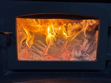 [Hearth.com] What Is In Your Stove Right Now?