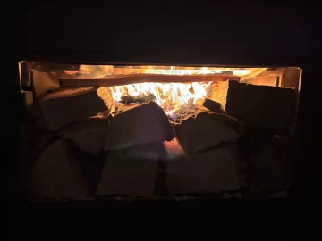 [Hearth.com] What Is In Your Stove Right Now?