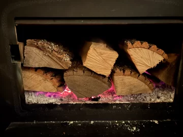 [Hearth.com] What Is In Your Stove Right Now?