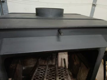 [Hearth.com] Can anyone help me identify this stove