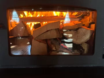 [Hearth.com] What Is In Your Stove Right Now?