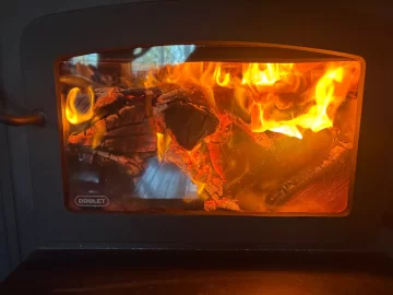 [Hearth.com] What Is In Your Stove Right Now?