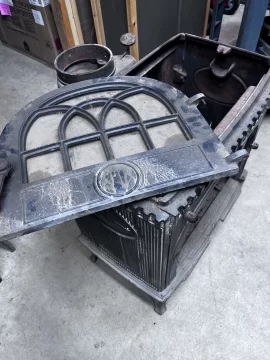 [Hearth.com] please help with identifying an old Jotul Series 8 and finding parts