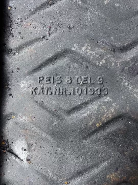 [Hearth.com] please help with identifying an old Jotul Series 8 and finding parts