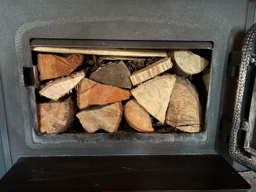 [Hearth.com] What Is In Your Stove Right Now?