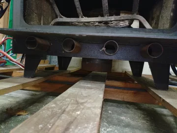 [Hearth.com] Can anyone help me identify this stove