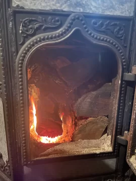 [Hearth.com] What Is In Your Stove Right Now?