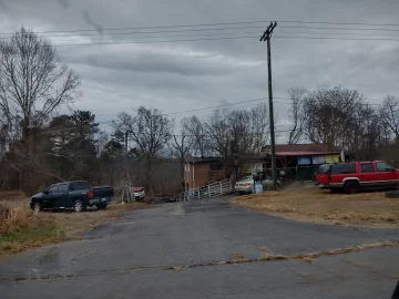 [Hearth.com] What Is In Your Stove Right Now?