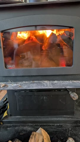 [Hearth.com] What Is In Your Stove Right Now?