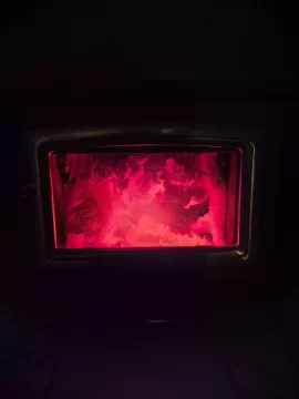 [Hearth.com] What Is In Your Stove Right Now?