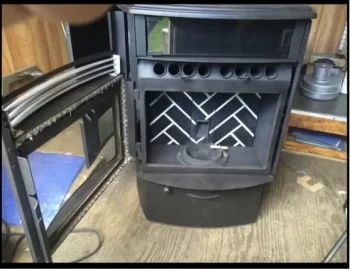 [Hearth.com] Aladdin Contour Pie Warmer compartment glass door hinge broke off!