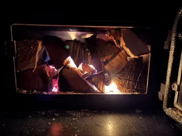 [Hearth.com] What Is In Your Stove Right Now?