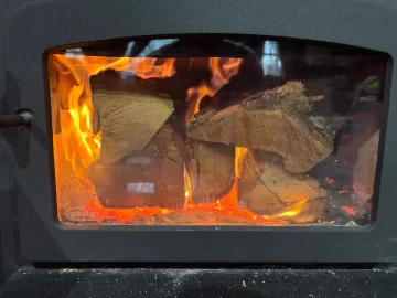 [Hearth.com] What Is In Your Stove Right Now?