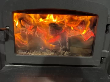 [Hearth.com] What Is In Your Stove Right Now?