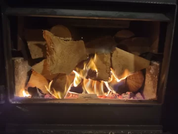 [Hearth.com] What Is In Your Stove Right Now?