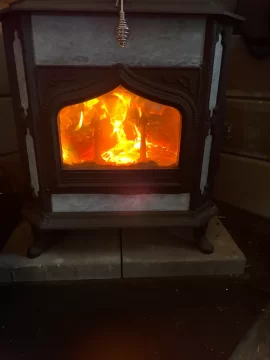 [Hearth.com] What Is In Your Stove Right Now?