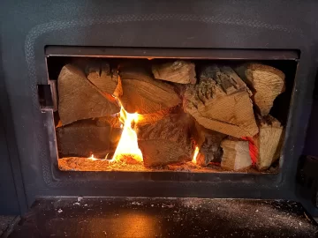 [Hearth.com] What Is In Your Stove Right Now?