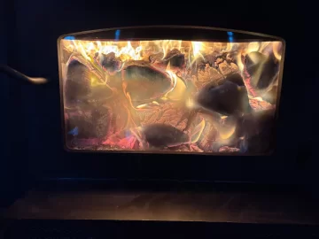 [Hearth.com] What Is In Your Stove Right Now?