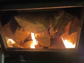 [Hearth.com] What Is In Your Stove Right Now?