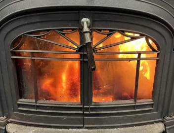 [Hearth.com] What Is In Your Stove Right Now?