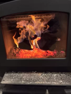 [Hearth.com] What Is In Your Stove Right Now?