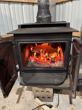 [Hearth.com] What Is In Your Stove Right Now?