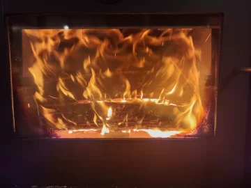 [Hearth.com] What Is In Your Stove Right Now?