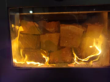 [Hearth.com] What Is In Your Stove Right Now?