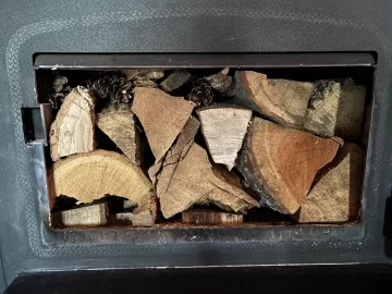 [Hearth.com] What Is In Your Stove Right Now?