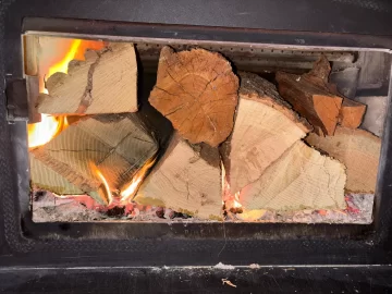 [Hearth.com] What Is In Your Stove Right Now?