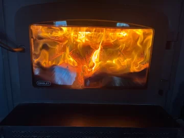 [Hearth.com] What Is In Your Stove Right Now?