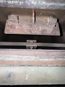 [Hearth.com] Question on flap behind catalyst