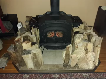 [Hearth.com] VC Resolute lll after 40 years- too good for the dump?