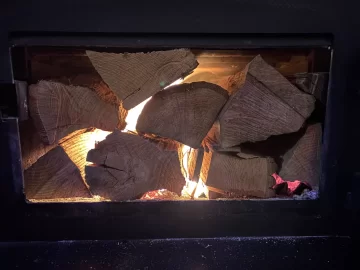 [Hearth.com] What Is In Your Stove Right Now?