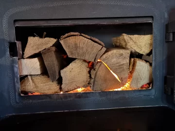 [Hearth.com] What Is In Your Stove Right Now?