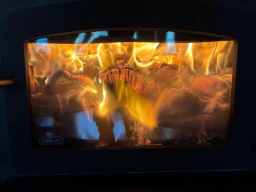 [Hearth.com] What Is In Your Stove Right Now?