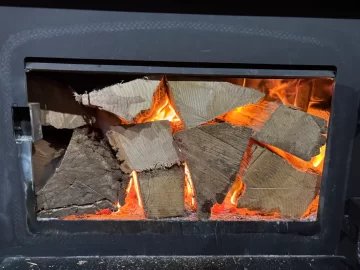 [Hearth.com] What Is In Your Stove Right Now?