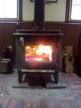 [Hearth.com] Wood stove ID