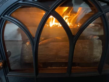 [Hearth.com] What Is In Your Stove Right Now?