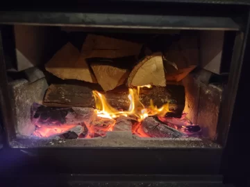 [Hearth.com] What Is In Your Stove Right Now?