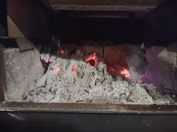 [Hearth.com] What Is In Your Stove Right Now?